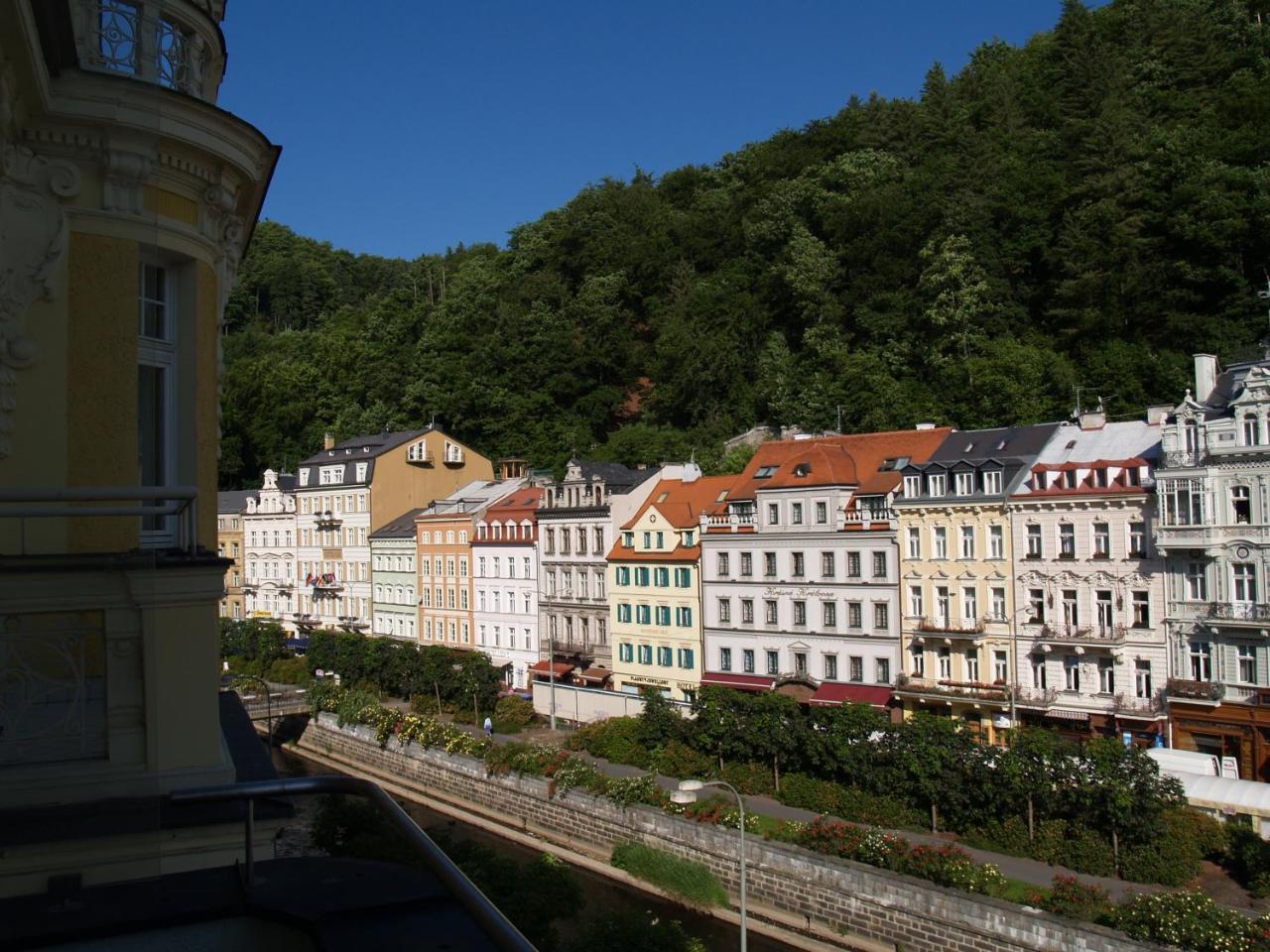 Riverside Apartments Thalia Karlovy Vary Exterior photo