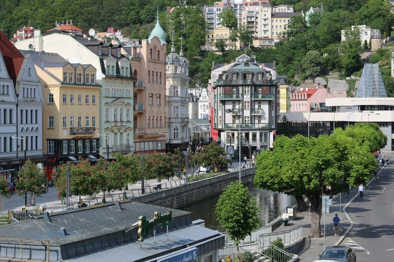 Riverside Apartments Thalia Karlovy Vary Exterior photo